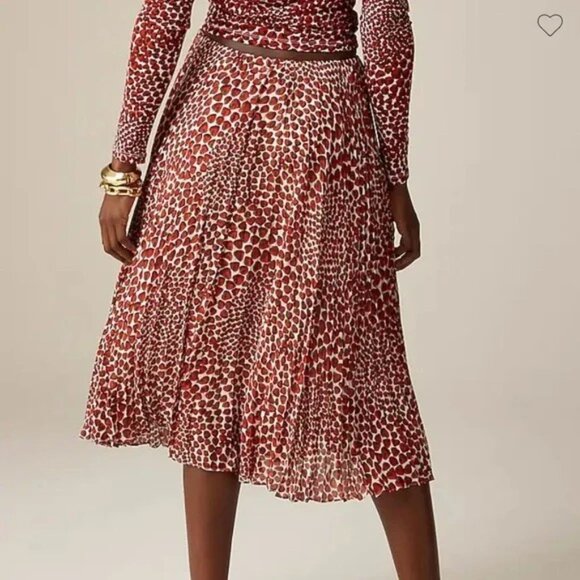 💕J.CREW💕 Gwyneth Pleated Skirt Chiffon ~ Vintage Red Strawberry Print Large - Picture 6 of 16